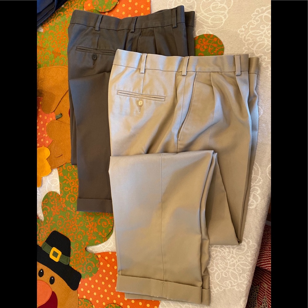 Lands End pleated/cuffed dress pants